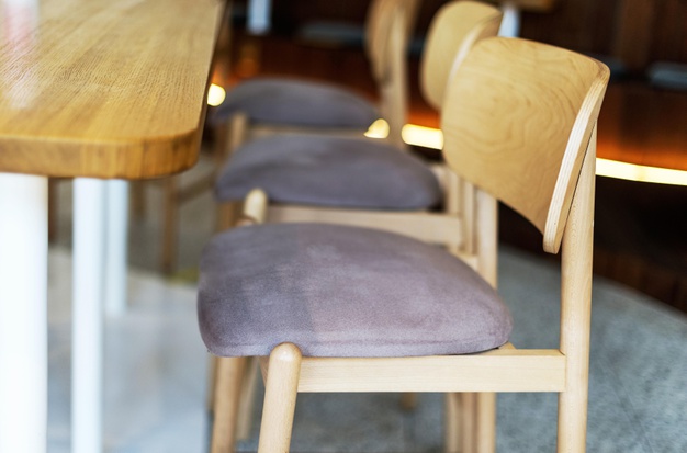 Here Is How You Can Select Stylish and Comfortable Wooden Dining Chairs