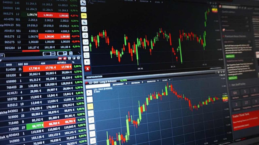 Trading Platforms Providing Real-Time Information for Trading