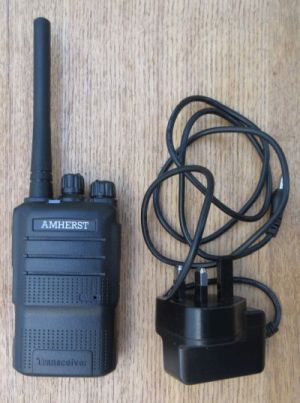 Advantages of Using Long Distance Walkie Talkie over a Cellular Device