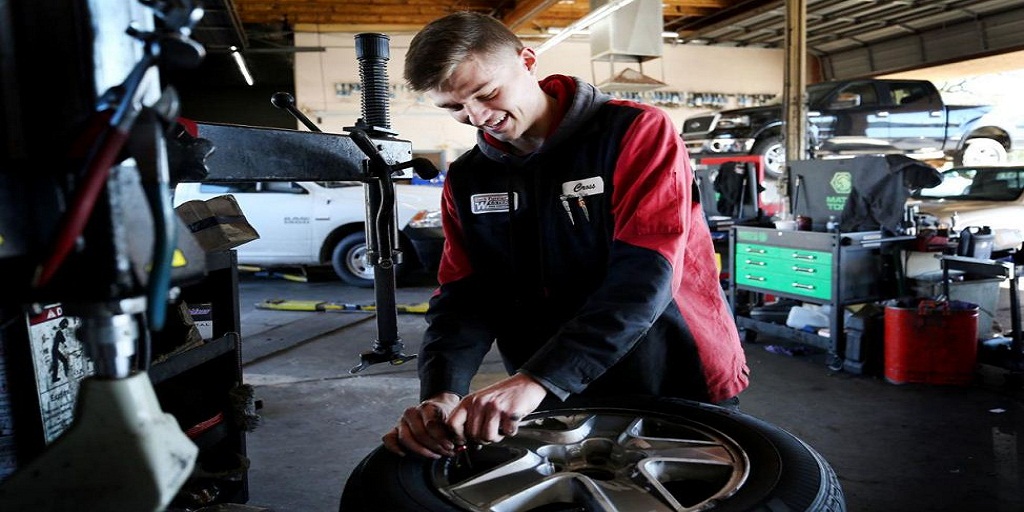 Borst Automotive Is the Tire Shop in Tucson, AZ You’ll Be Glad You Found