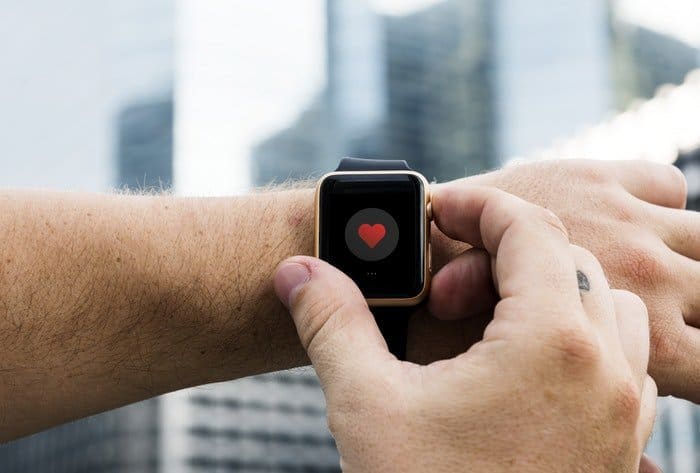 Smart Watches – Its Features and Operating System