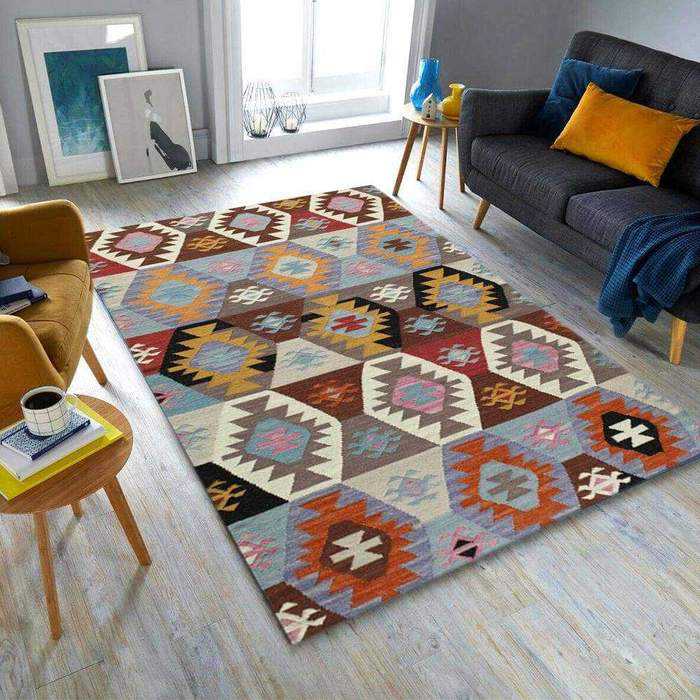 Floor rug