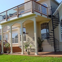 4 Reasons to Renovate your Deck