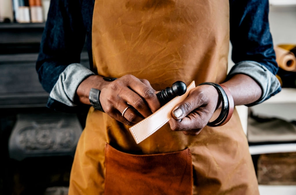 Leather Aprons — Original Leather Apron Makers | Laprons