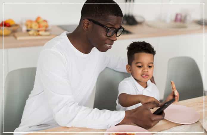 Effect of Mobile on the Child - Be Careful If Using Mobile in Front of Kids Because Mobile Harms Child Health