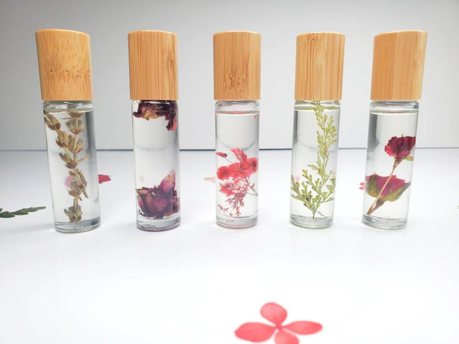 Essential Oil Gift | Essential Oils | Dried Flowers | Healing Essential Oils | All Natural Essential Oil | Essential Oil Gift | Aromatherapy