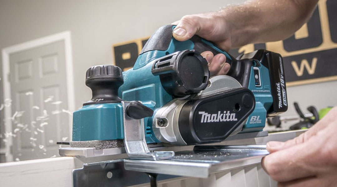How to use a Makita Planer -Toptopdeal.co.uk