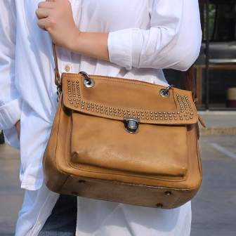 Shoulder Bags