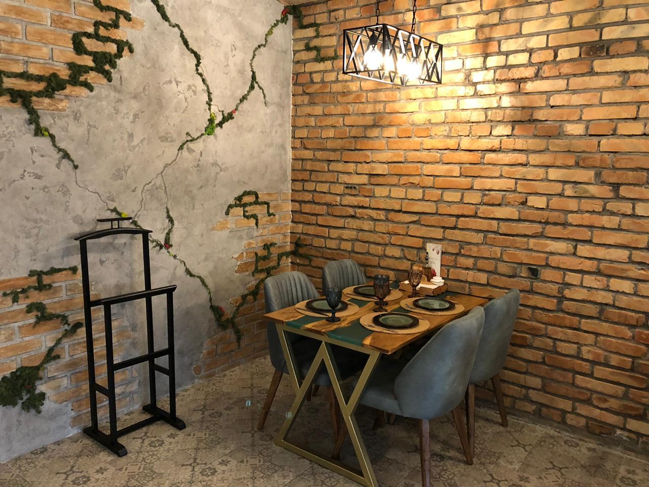 cafe interior designer Vancouver | restaurant interior designer Vancouver