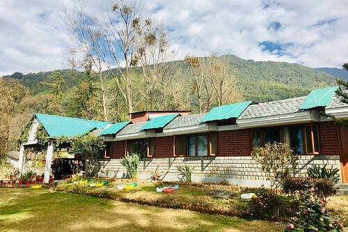 Best Hotel in Bir with Amazing Facility, Tatva Bir