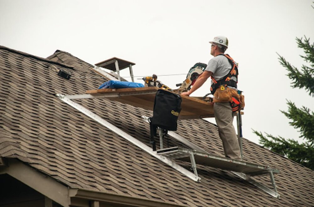 RESIDENTIAL ROOFING SERVICES IN ALHAMBRA CA