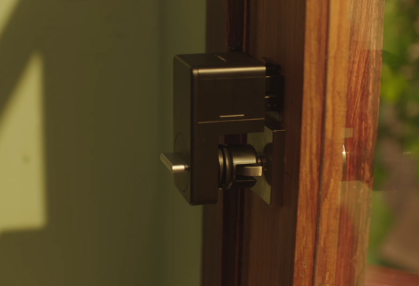 SwitchBot Lock – Retrofit Bluetooth-powered Smart Keyless Door Lock