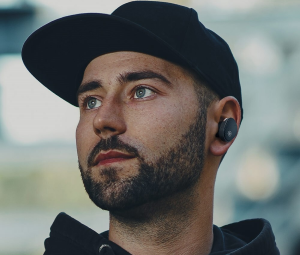 Yamaha TW-E5B Earbuds – True Wireless Bluetooth Earbuds