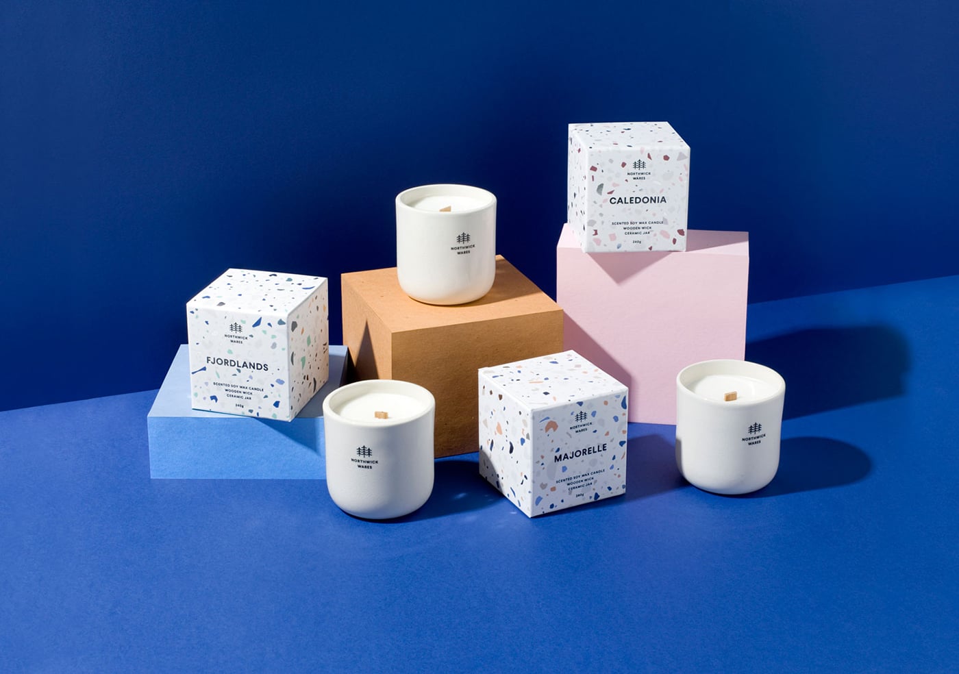 Choose Eye-Catching Custom Candle Boxes at Wholesale
