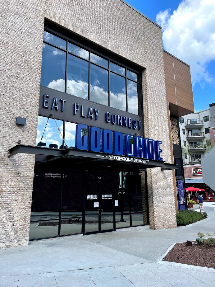 7 Reasons You Should Be Using Storefront Signs