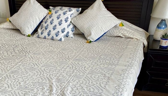 Buy Beautiful Applique Bedsheets Online - Teertha