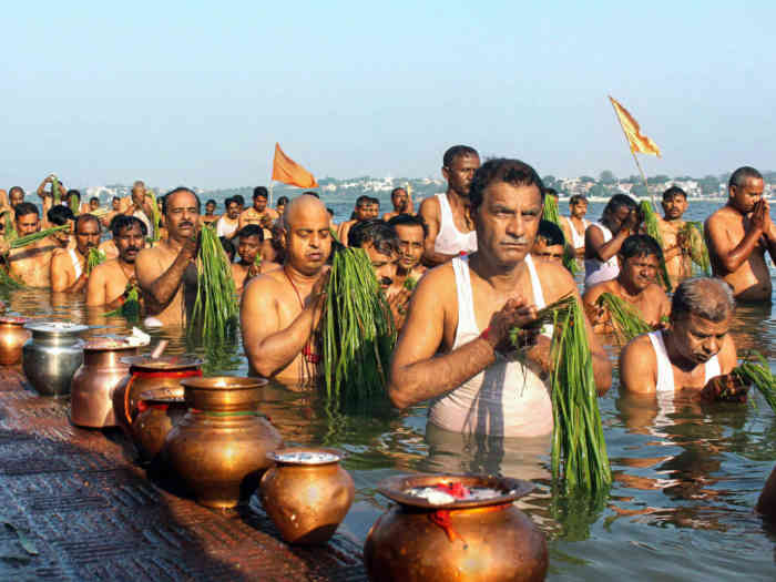 Pind Daan in Gaya, Bihar