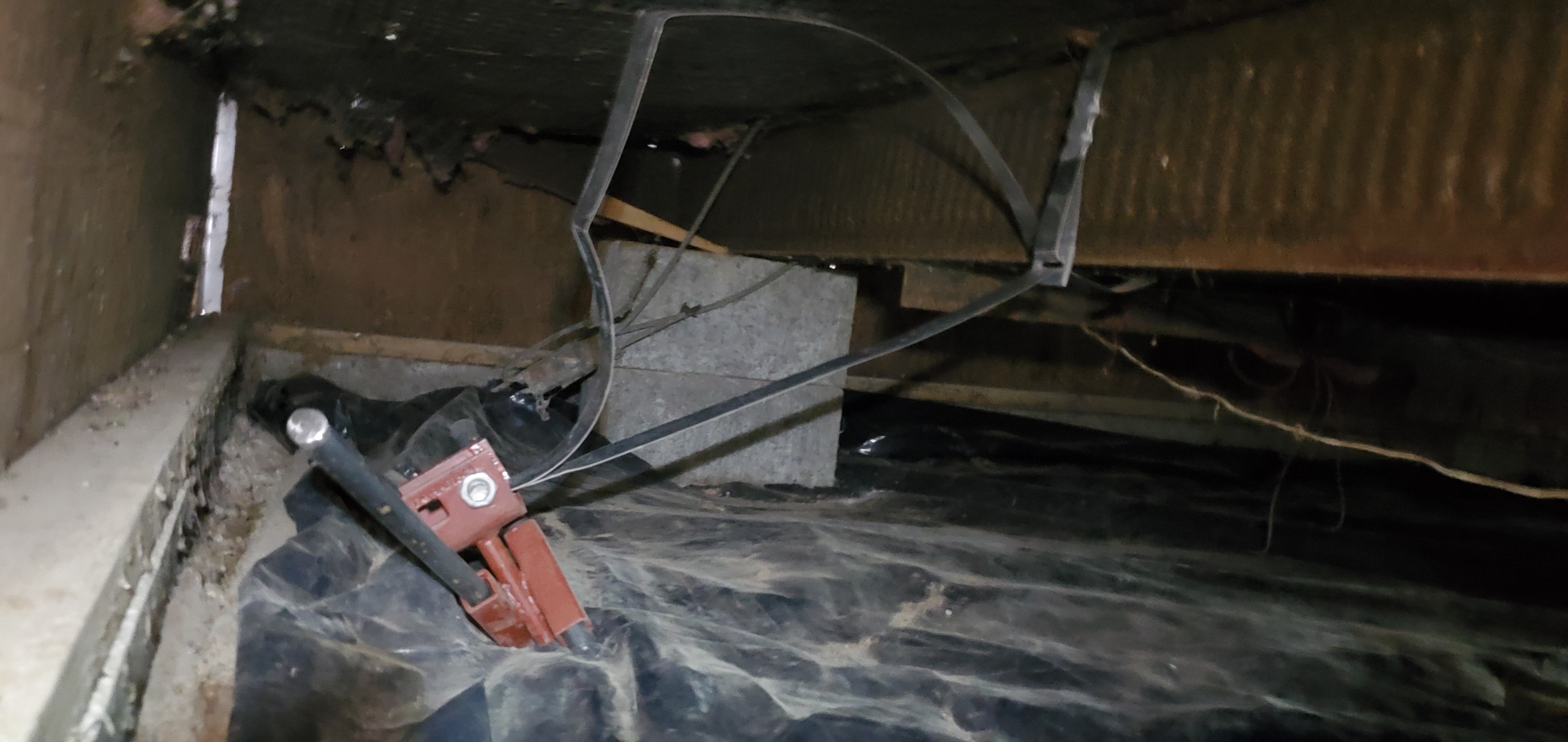 What Are Tie-Down Pros and How to Hire One?