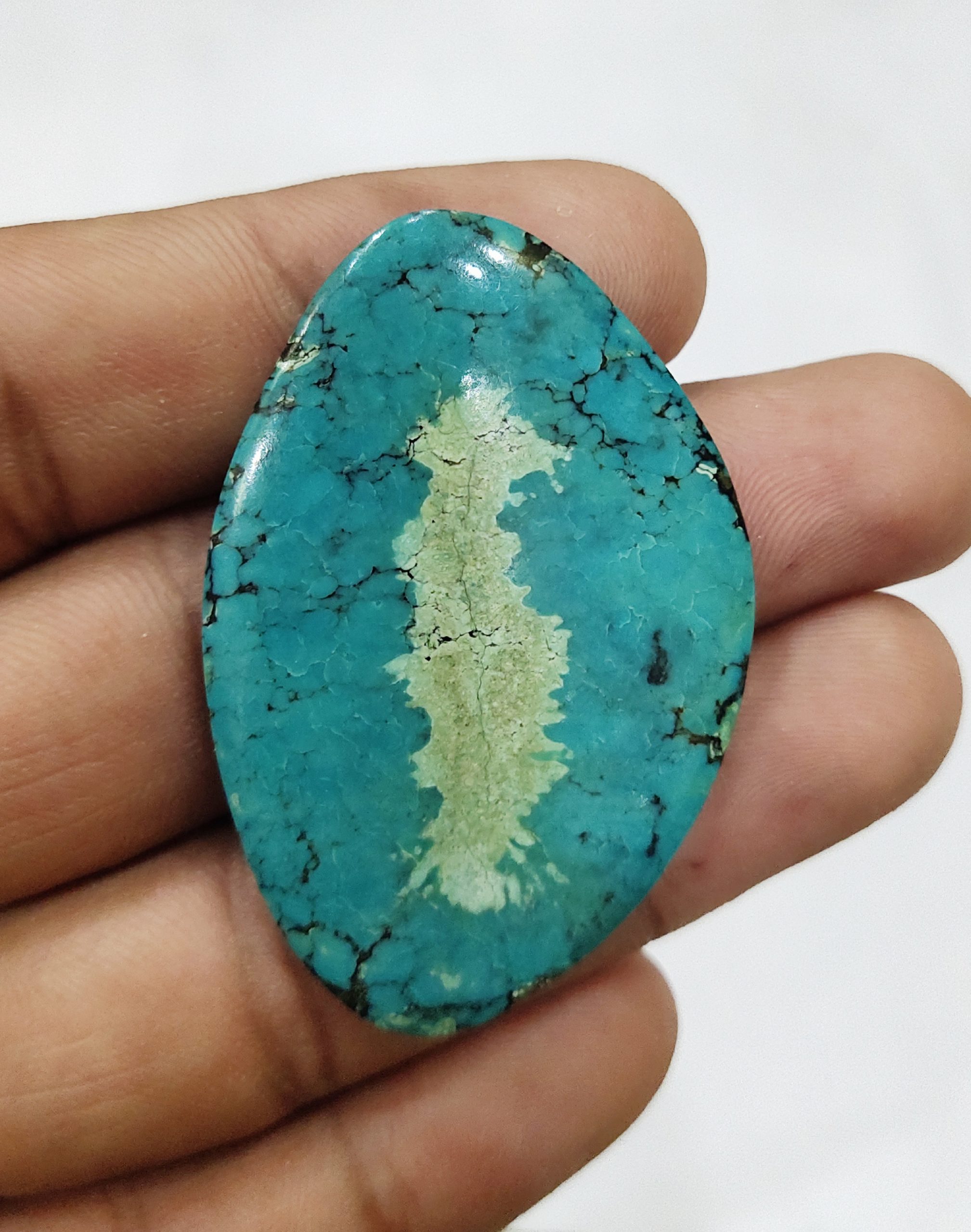 How to buy birthstones and gems the right way?