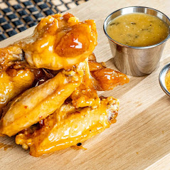 Hot wings in Fresno | Order Online