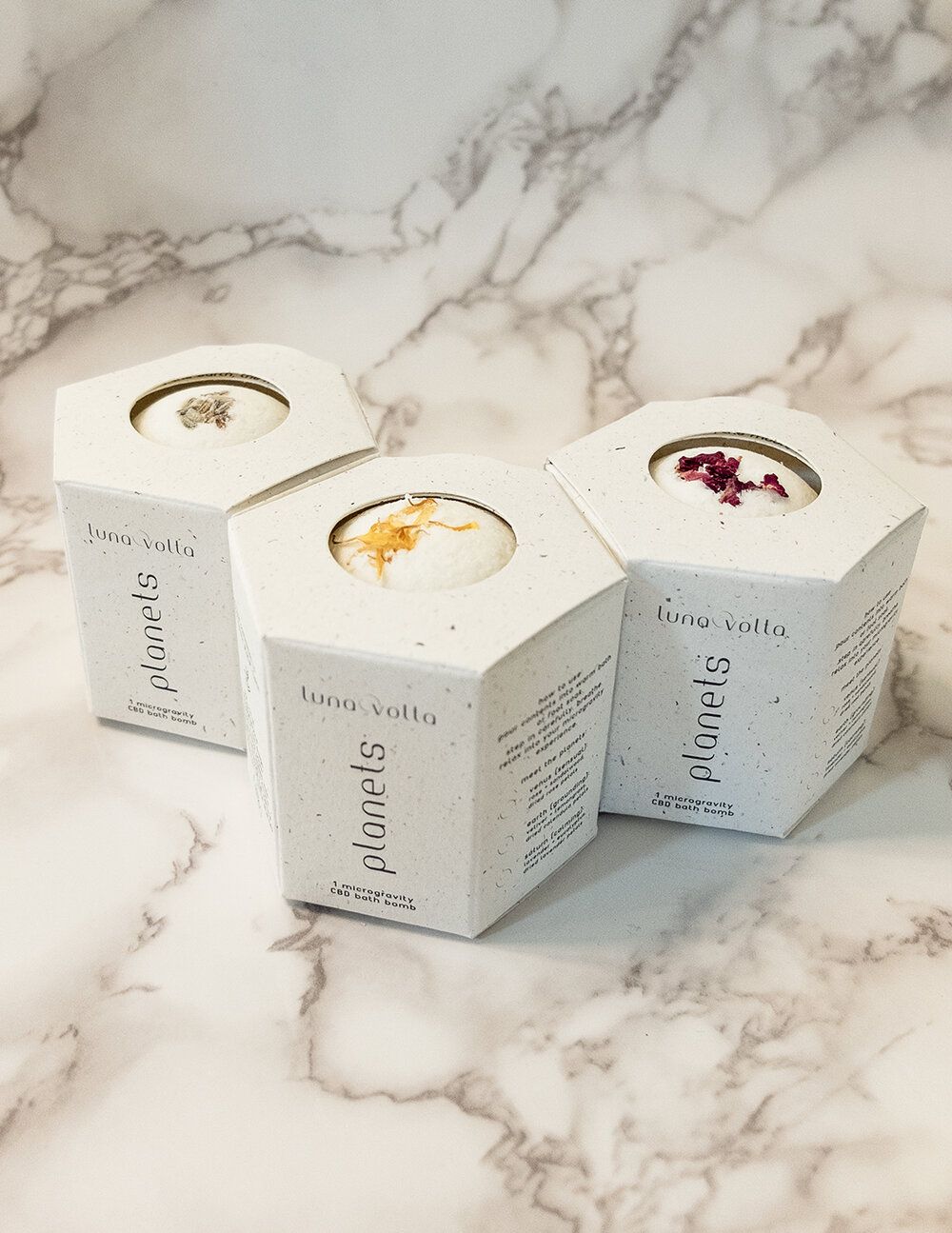 Get delightful Bath Bomb Packaging at GCustomBoxes