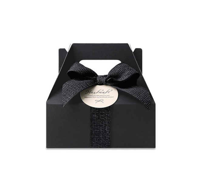 Get impeccable cupcake boxes at GCustomBoxes