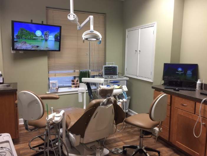 Dental implants Wilmington DE - The right dentist for your beautiful smile