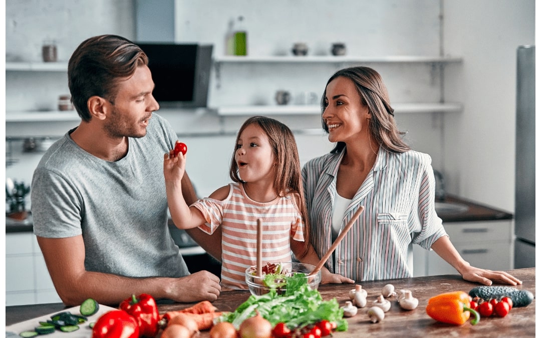 Top Tips For Effective Family Meal Planning - Adriana Albritton