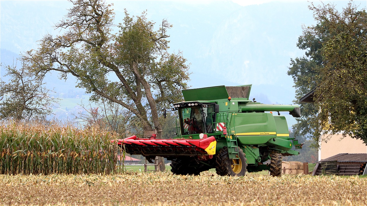 How Corn Combine Harvester Makes Your Agriculture Business More Profitable?