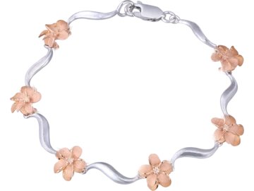 Bracelet With 14 Diamonds