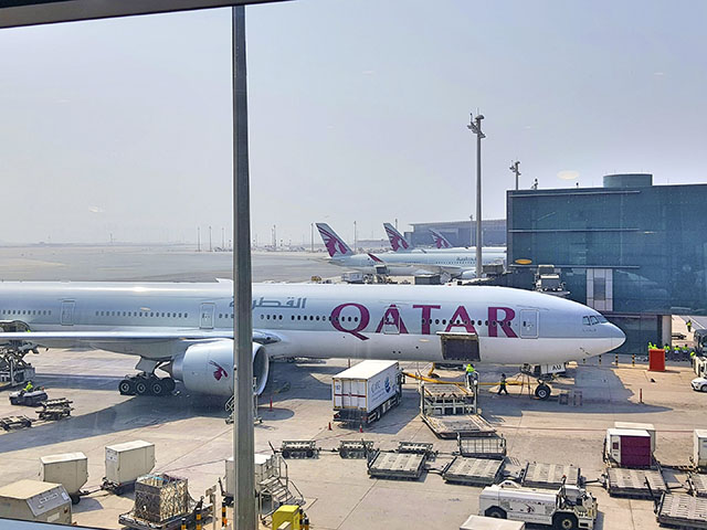 How Do I Change The Qatar Airways Flight?
