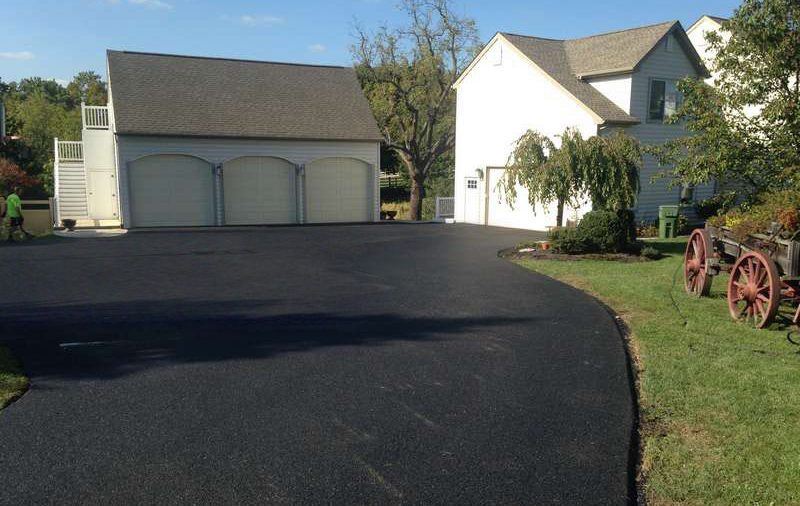 Donovan Sealcoating: Protecting Your Driveway Investment