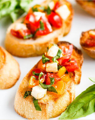 Get Professional Wood Fired Pizza Catering