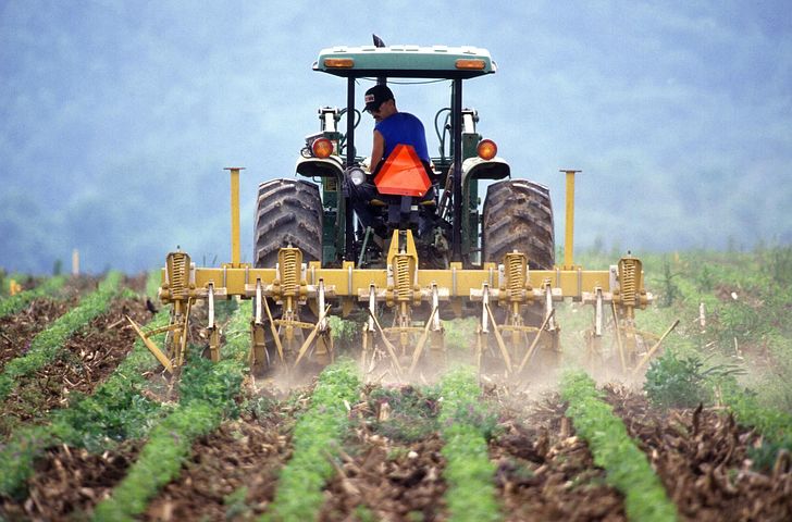 Order John Deere Combine Parts at Affordable Price
