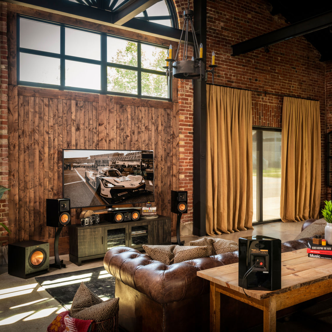 Bookshelf Speakers | Home Cinema India