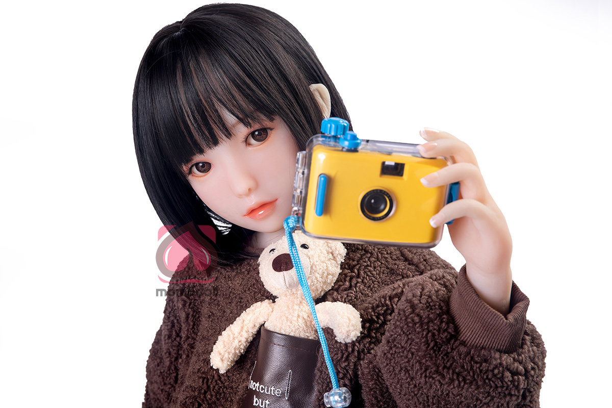 What is a celebrity love doll?