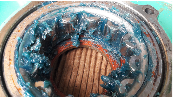 How Much Grease Do Bronze Bushings Really Need? - Bearing Manufacturing company
