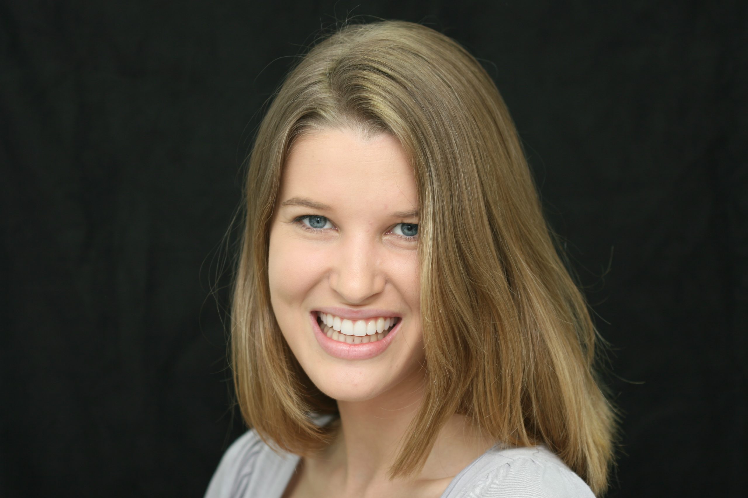 Different Types of Dental Emergencies and How to Deal with Them