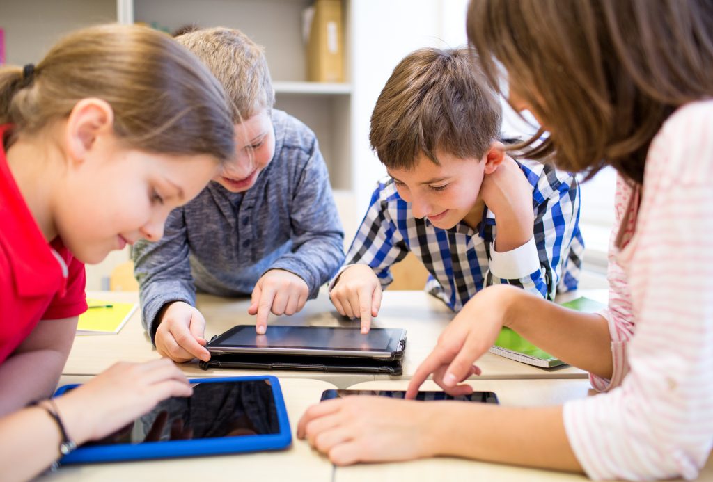 How Mobile Education Apps Are Improving Education System in USA?