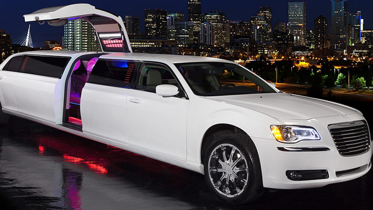 Common Myths About Limousine Transportation Services