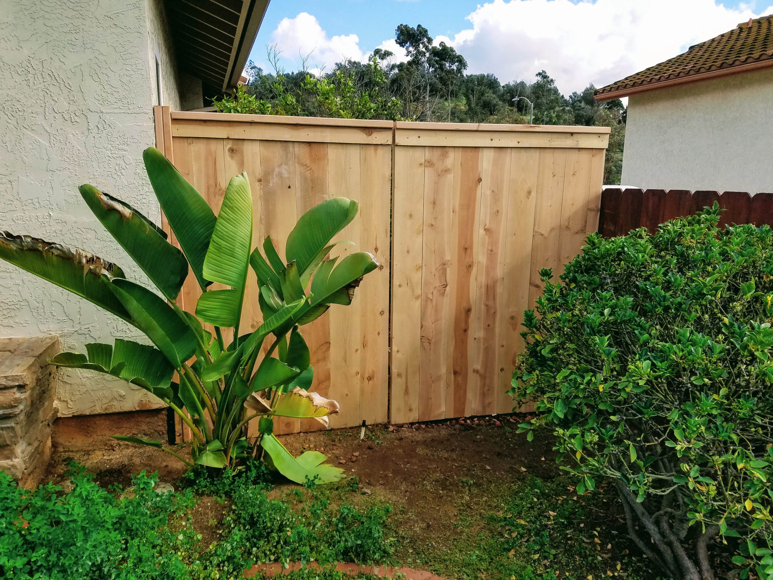 Cap & Trim Fence Services in San Diego