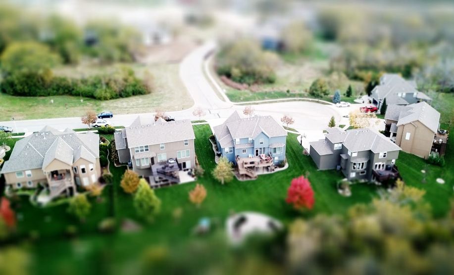 3 Things to Keep in Mind While Looking For a Property in Your Vicinity