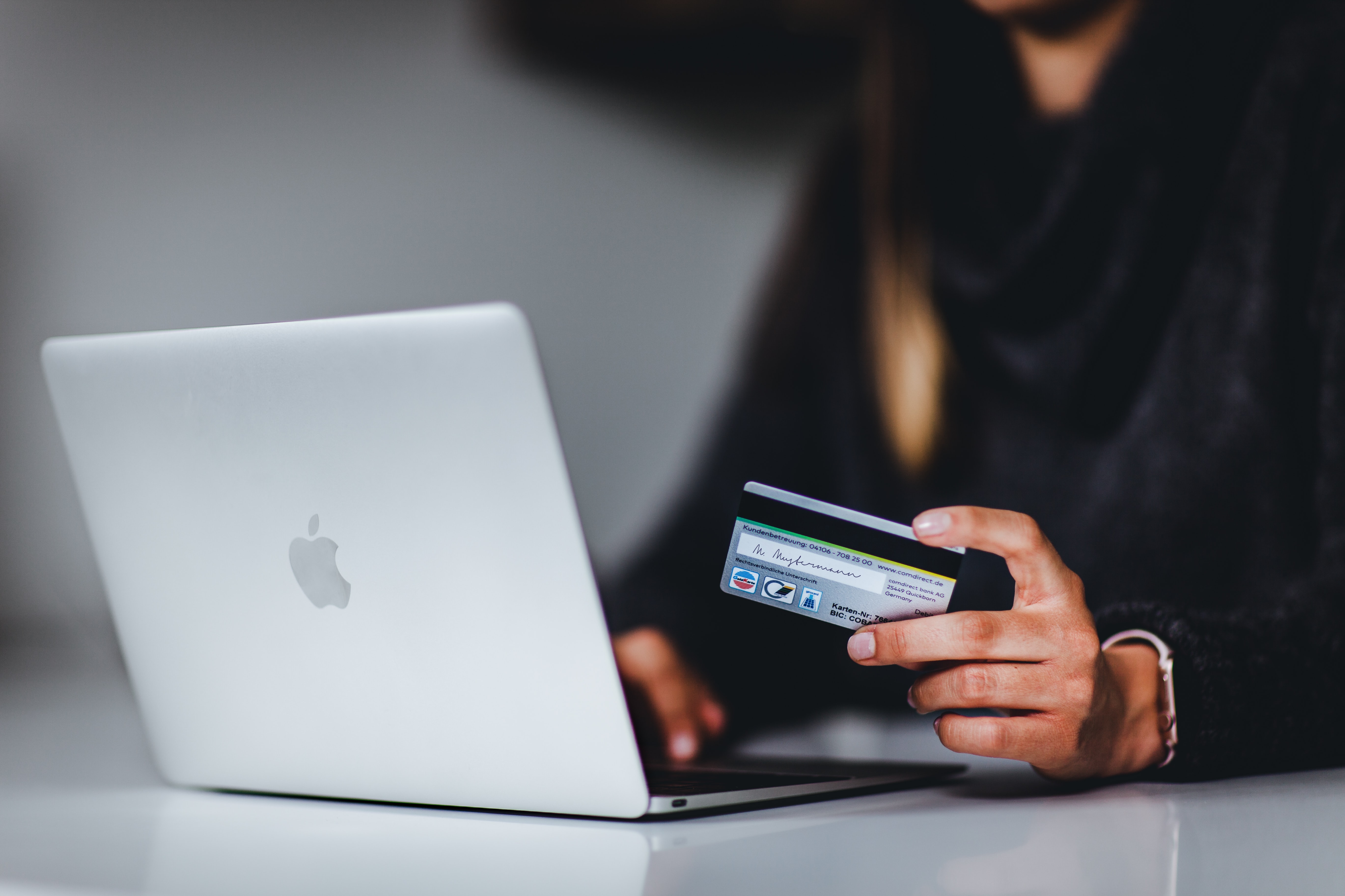 How Artificial Intelligence (AI) is Transforming eCommerce - XB Software