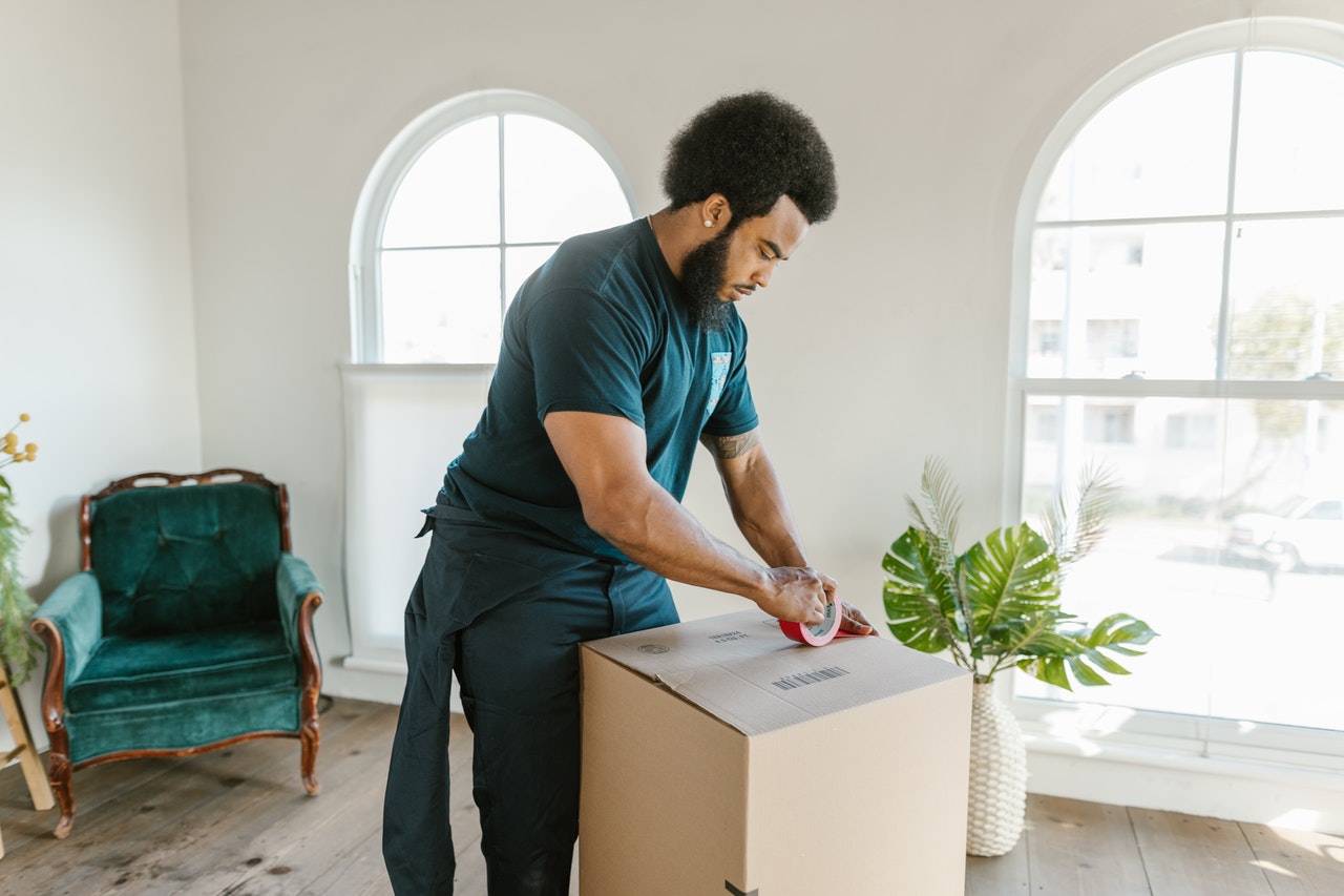How you Could Help Packers and Movers in Completing your Home Move Quickly?