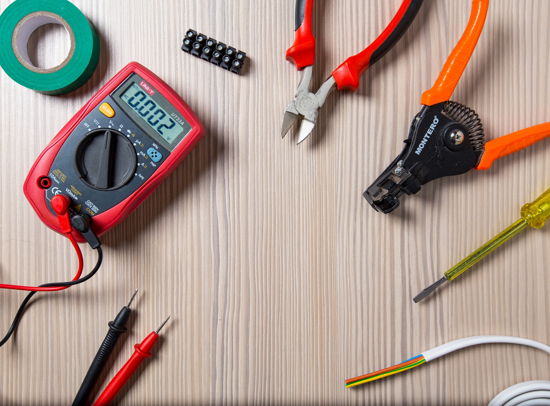 Using Electrician Services for Home Improvement