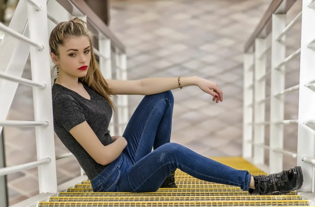 Buy Wholesale Clothing - Clothing Suppliers Uk