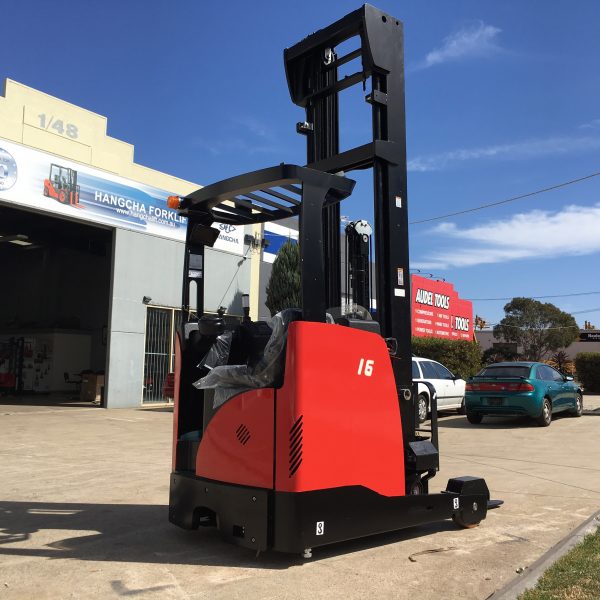 Electric Reach Truck