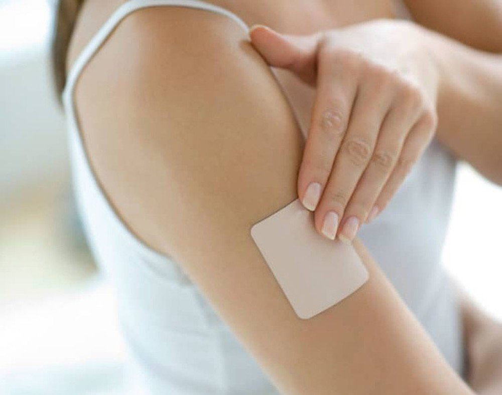Nên làm gì khi miếng dán tránh thai bị rơi