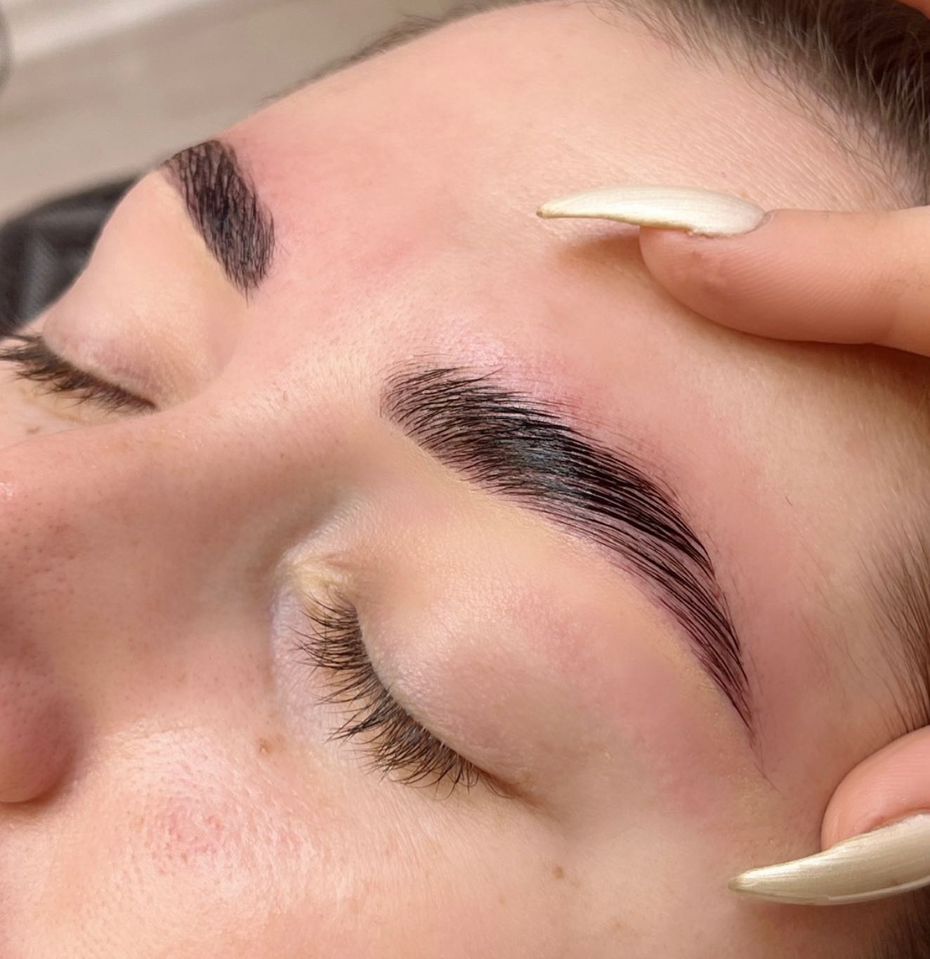  Top After-Care Tips to Make Your Feather Touch Eyebrows Last Longer