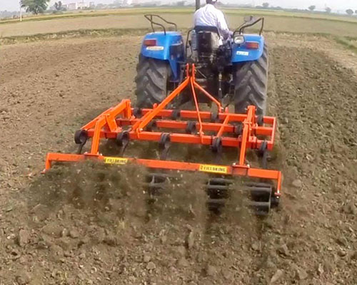 How does the cultivator work?